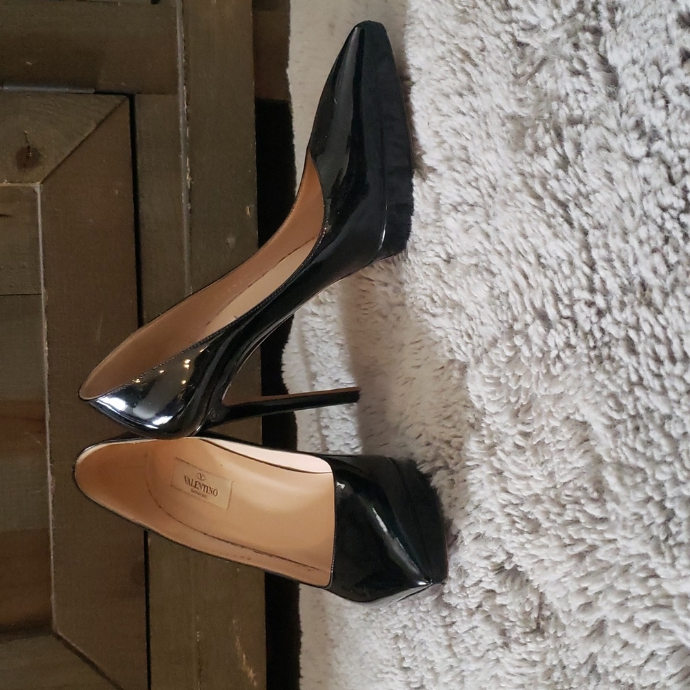 Valentino Pumps